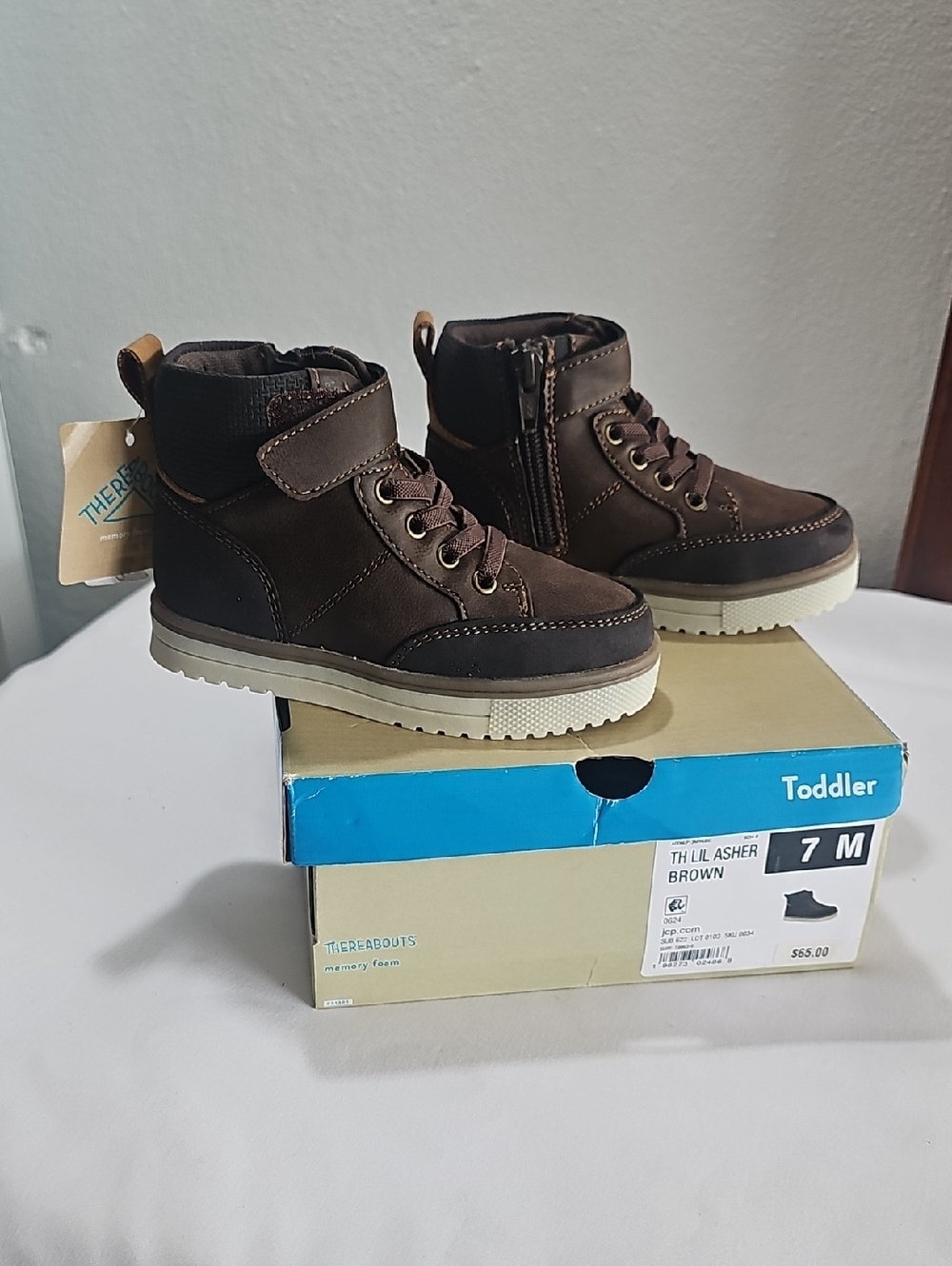 Thereabouts Toddler Boys Lil Asher Brown Flat Heel Lace Up Boot. Size 7 (604) - Picture 2 of 11